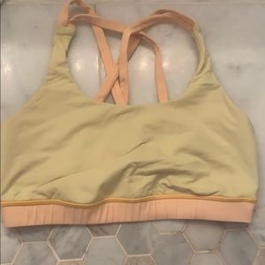 sports bra